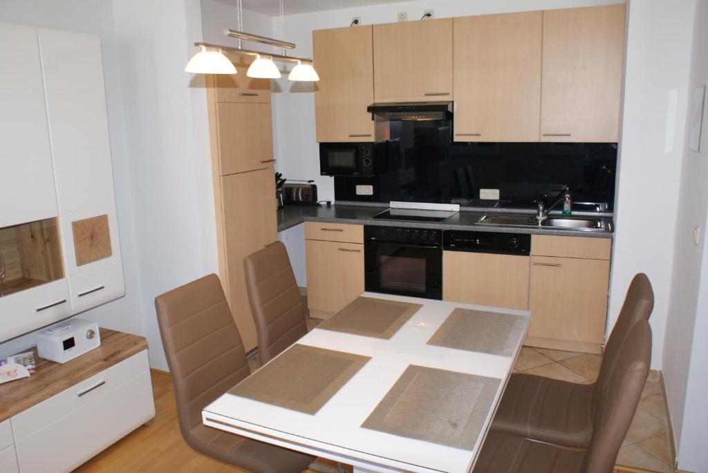 Steilküste mit Dachterrasse & Parkplatz - ABC220 room 4